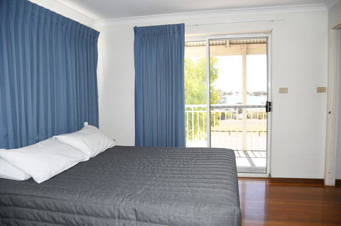 Kalbarri Seafront Villas - Accommodation Yamba 2