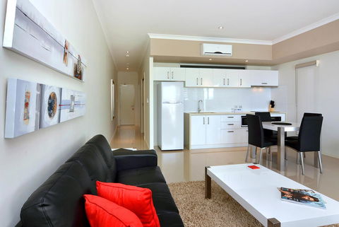 Bunbury Seaview Apartments - Accommodation Yamba 6