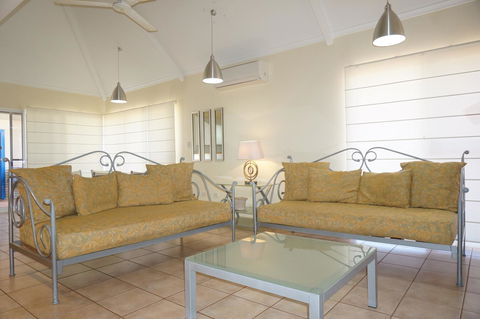 Osprey Holiday Village Unit 110 - Accommodation Yamba 2