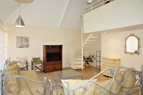 Osprey Holiday Village Unit 110 - Accommodation Yamba 5