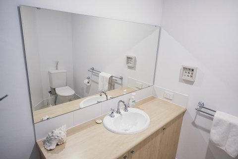FortyTwo - Oceanside Retreat Busselton - Accommodation Yamba 13