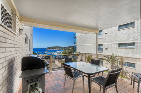 Laman Lodge, Unit 2, 15 Laman Street - Accommodation Yamba 13