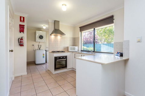 Country Comfort Perth - Accommodation Yamba 16