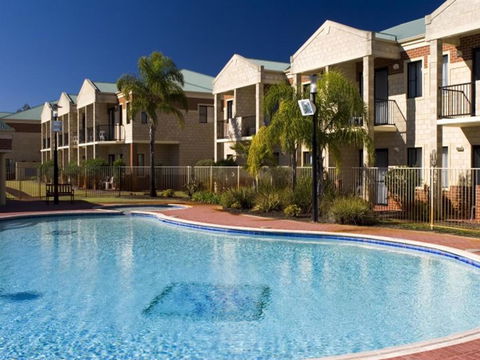 Country Comfort Perth - Accommodation Yamba 0