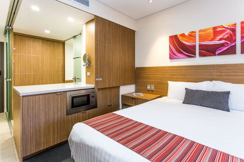 Country Comfort Perth - Accommodation Yamba 2