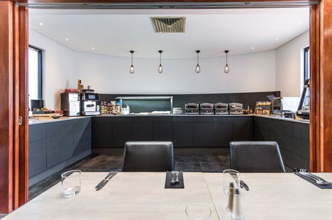 Country Comfort Perth - Accommodation Yamba 9