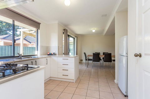 Country Comfort Perth - Accommodation Yamba 10