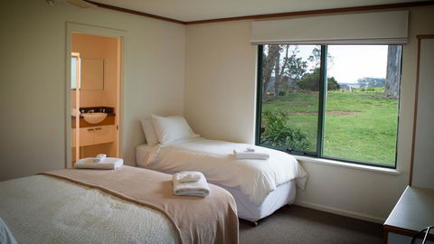 Karri Mia Chalets And Studios - Accommodation Yamba 10