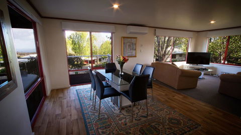 Karri Mia Chalets And Studios - Accommodation Yamba 13