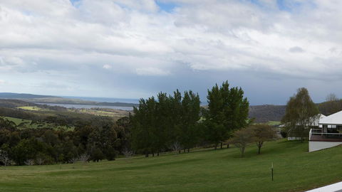 Karri Mia Chalets And Studios - Accommodation Yamba 5