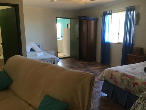Surf Shack - Accommodation Yamba 0