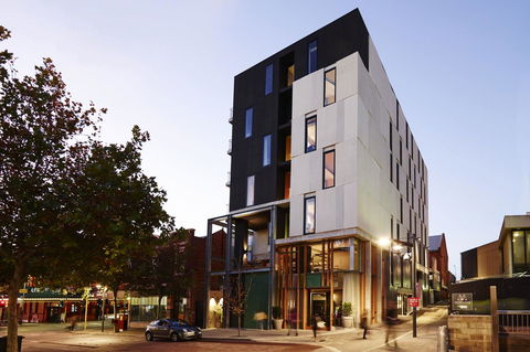 Alex Hotel - Accommodation Yamba 0