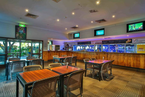 Kimberley Hotel - Accommodation Yamba 16