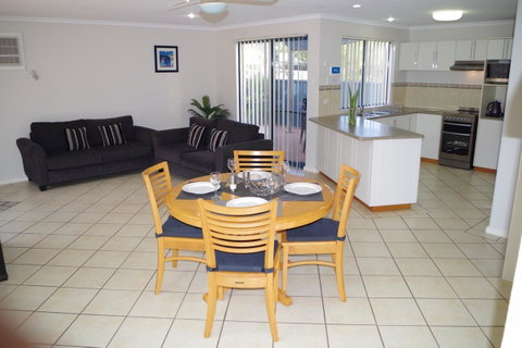 Kalbarri Blue Ocean Villas - Accommodation Yamba 5