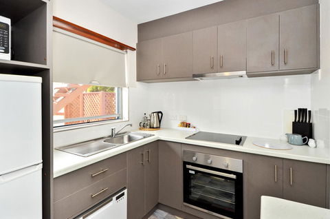 Dolphin Lodge Albany - Self Contained Apartments At Middleton Beach - Accommodation Yamba 31