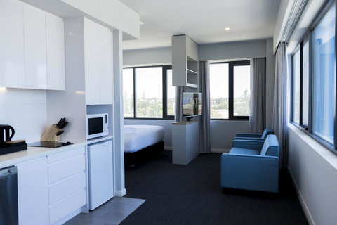 The Gerald Apartment Hotel - Accommodation Yamba 4