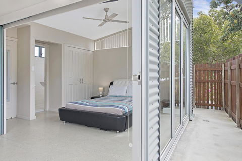 Crescent Head Spa Villa - Accommodation Yamba 6