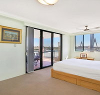 Darling Harbor Apartment - Accommodation Yamba