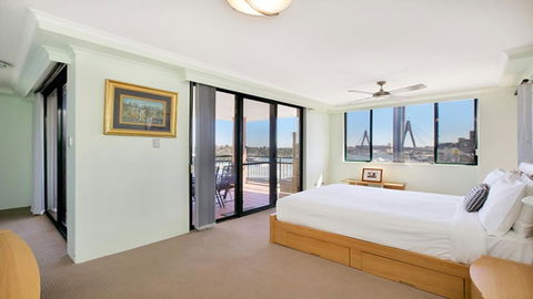 Darling Harbor Apartment - Accommodation Yamba 0