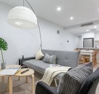 Inner City Stylish apt Walk to Green Square - Accommodation Yamba