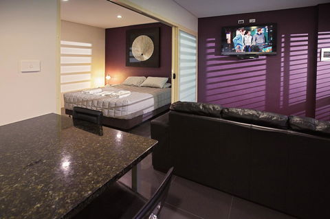 Jesmond Executive Villas - Accommodation Yamba 28