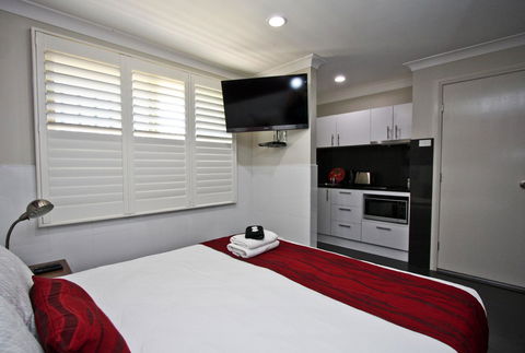 Jesmond Executive Villas - Accommodation Yamba 42