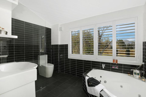 Romanz In The Valley (Luxury B&B) - Accommodation Yamba 13