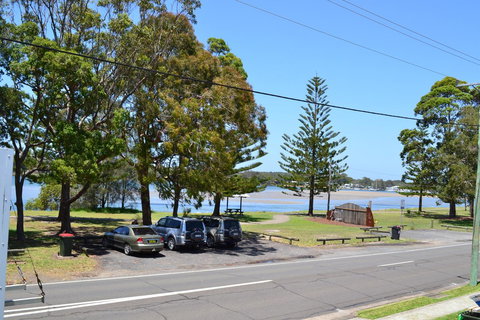 Sundial Holiday Units - Accommodation Yamba 7