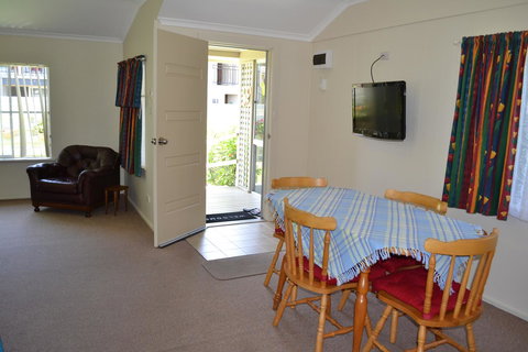 Sundial Holiday Units - Accommodation Yamba 26