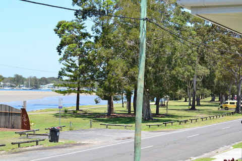 Sundial Holiday Units - Accommodation Yamba 5