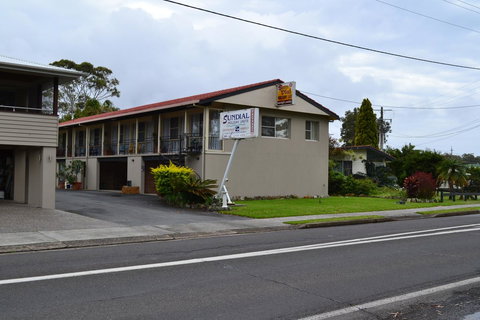 Sundial Holiday Units - Accommodation Yamba 1