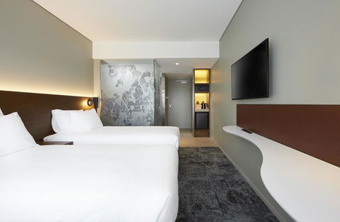 Holiday Inn Express Sydney Airport, An IHG Hotel - Accommodation Yamba 7