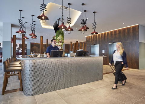 Holiday Inn Express Sydney Airport, An IHG Hotel - Accommodation Yamba 2