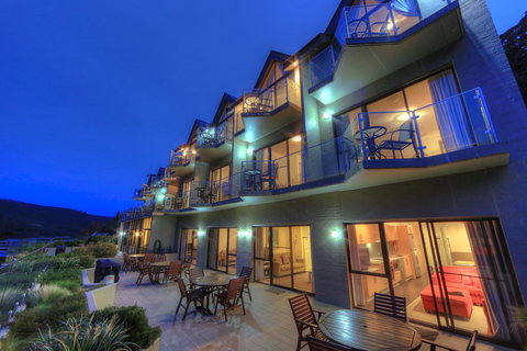 Lantern 1 Bedroom Balcony With Panoramic View - Accommodation Yamba 0