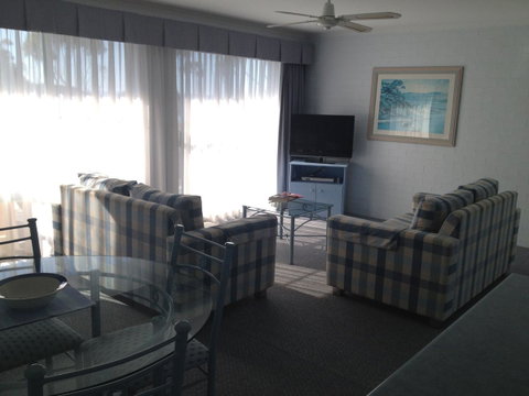 Breakers Apartments - Accommodation Yamba 13