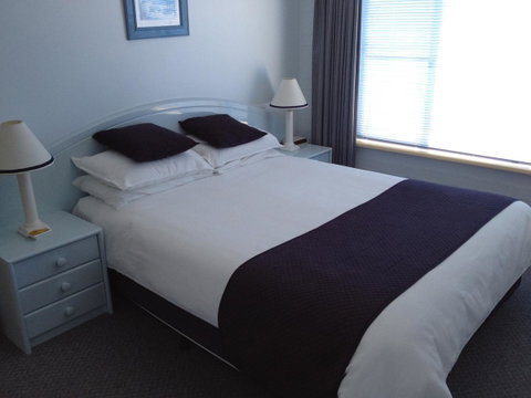 Breakers Apartments - Accommodation Yamba 4