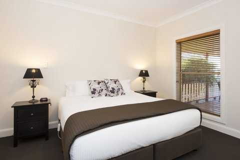 Colonial Court Villas - Accommodation Yamba 13