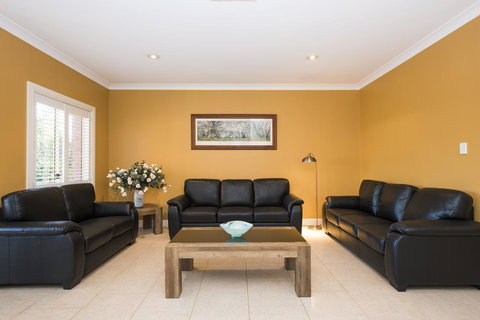 Colonial Court Villas - Accommodation Yamba 16