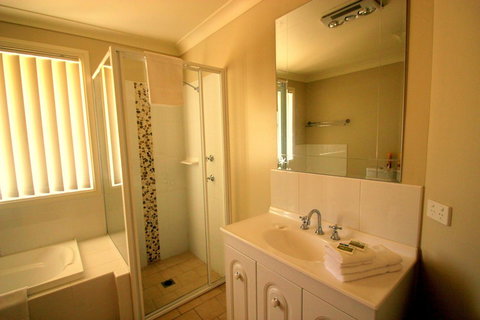 Colonial Court Villas - Accommodation Yamba 29