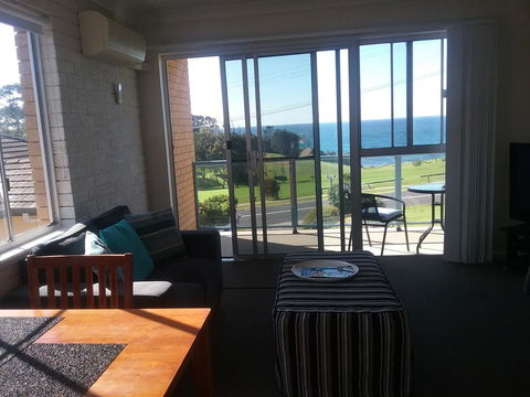 Narooma Golfers Lodge - Accommodation Yamba 0