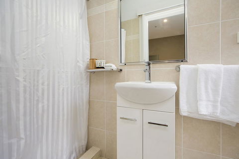 CH Boutique Hotel & Apartments, Ascend Hotel Collection - Accommodation Yamba 36
