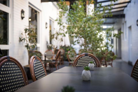 CH Boutique Hotel & Apartments, Ascend Hotel Collection - Accommodation Yamba 31