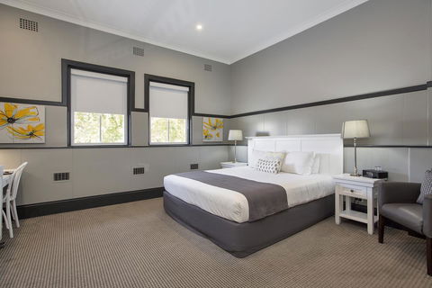 CH Boutique Hotel & Apartments, Ascend Hotel Collection - Accommodation Yamba 23