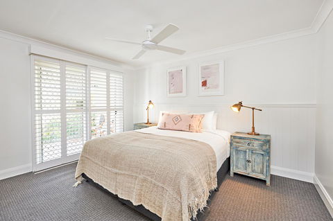 The Lord Byron - Accommodation Yamba 14