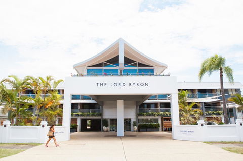 The Lord Byron - Accommodation Yamba 0