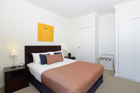 Macquarie Waters Boutique Apartment Hotel - Accommodation Yamba 12