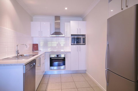 Macquarie Waters Boutique Apartment Hotel - Accommodation Yamba 19