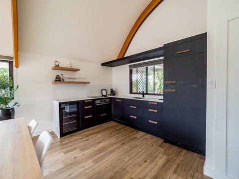 Waves Byron Bay - Accommodation Yamba 12
