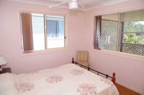 Bellhaven 2, 17 Willow Street - Accommodation Yamba 3