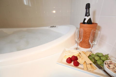 Great Escape Lofts - Accommodation Yamba 27